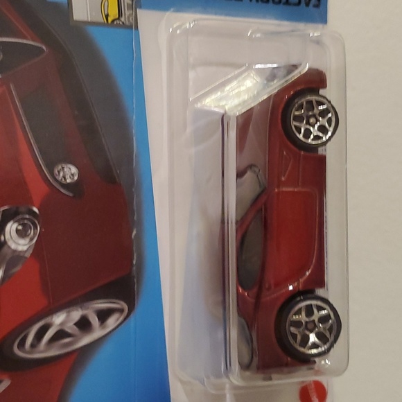 Alfa Romeo 8C Competizione Red Hot Wheels Factory Fresh Series 7/10 - Picture 3 of 8